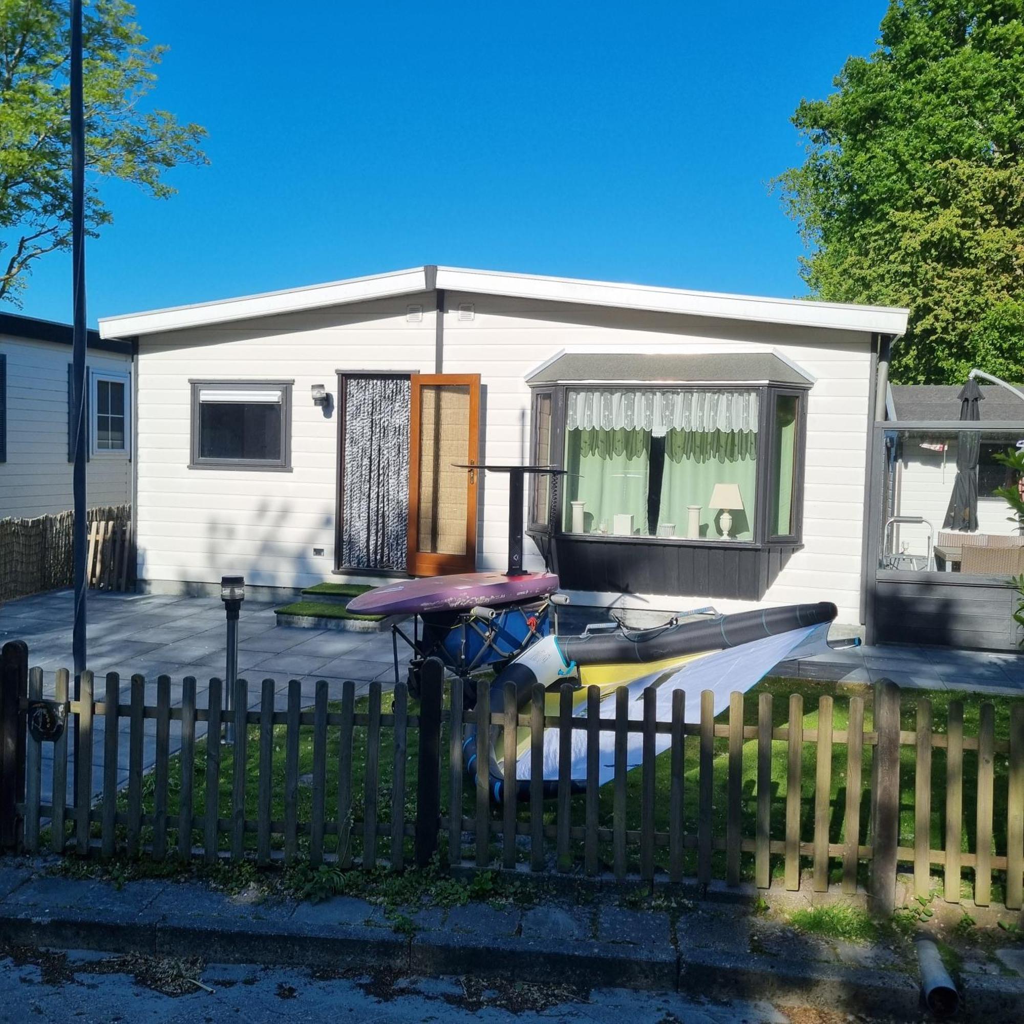 Ferienwohnung Direkt Am Strand In Makkum Exteriér fotografie